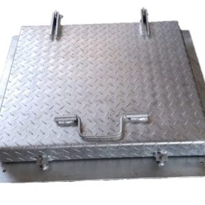 Tapa Diamantada Acero Galvanizado con Dispositivo Abatible
